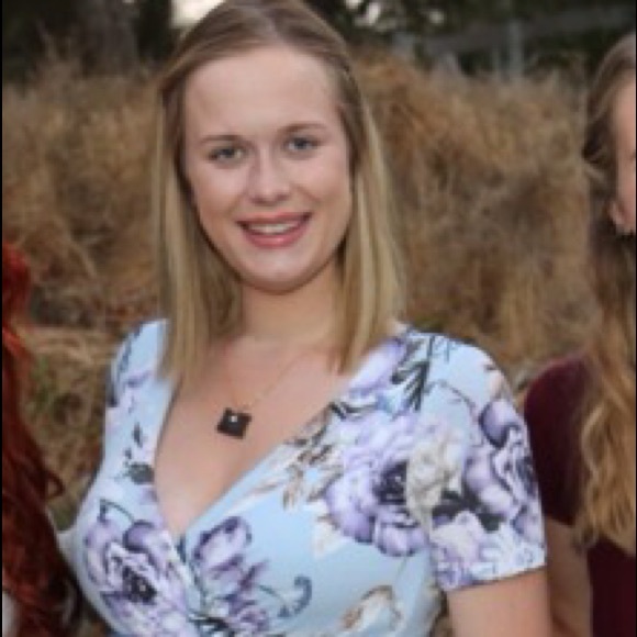 Meet your Posher, Kelliann - Picture 1 of 1